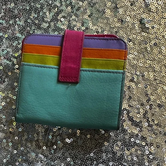 Colorful Bi-Fold Genuine Leather Cards Wallet For Women - Picture 3 of 16